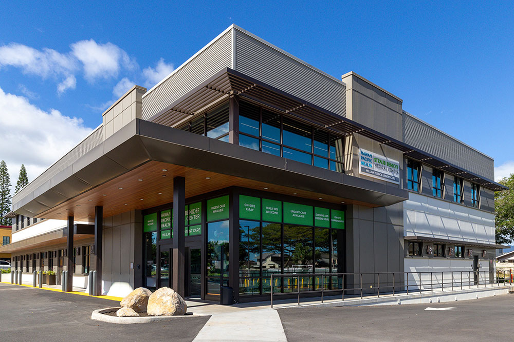 Exterior of Straub Benioff Mililani clinic building.