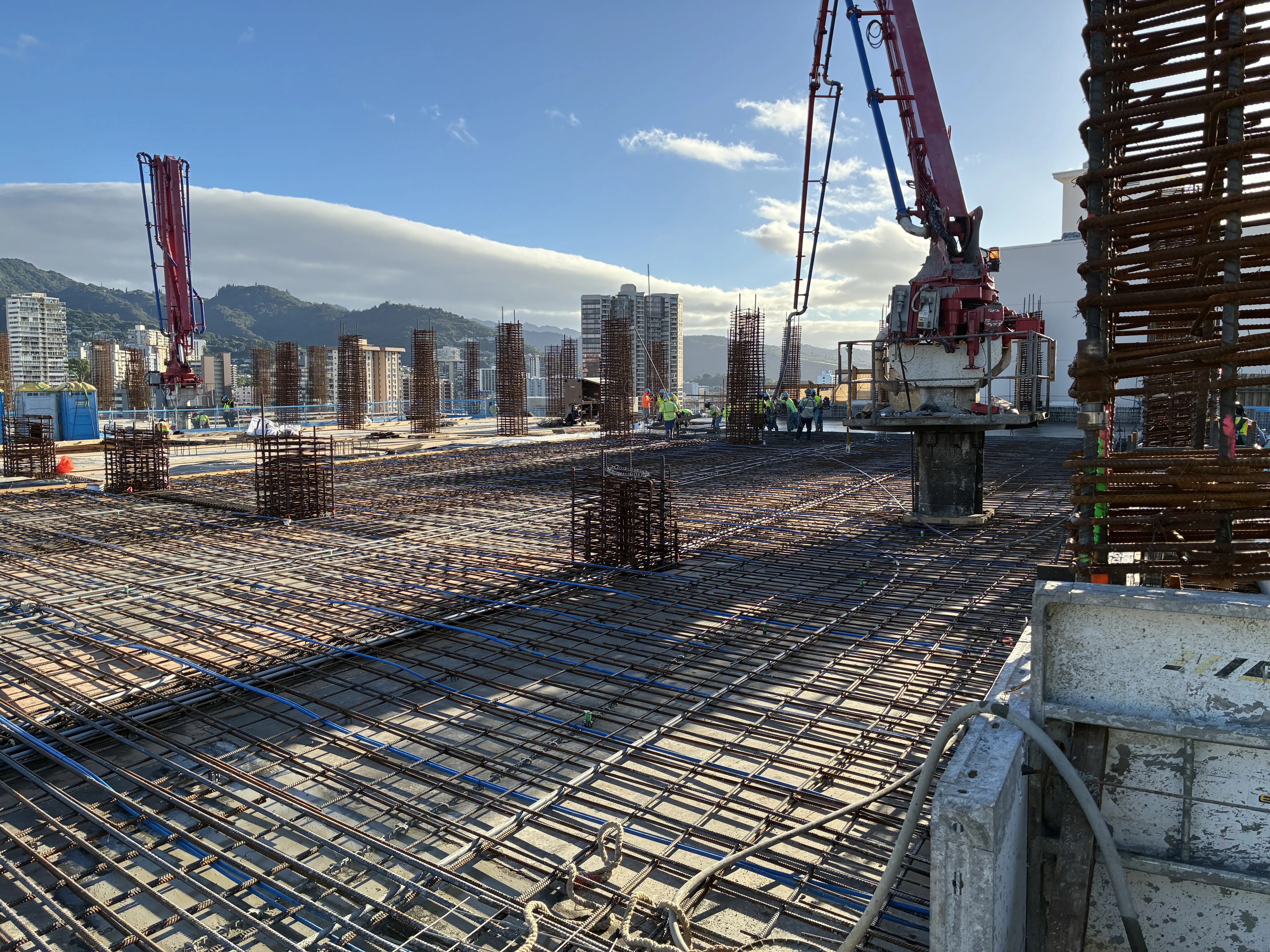 Metal girders reinforce the 15th floor.