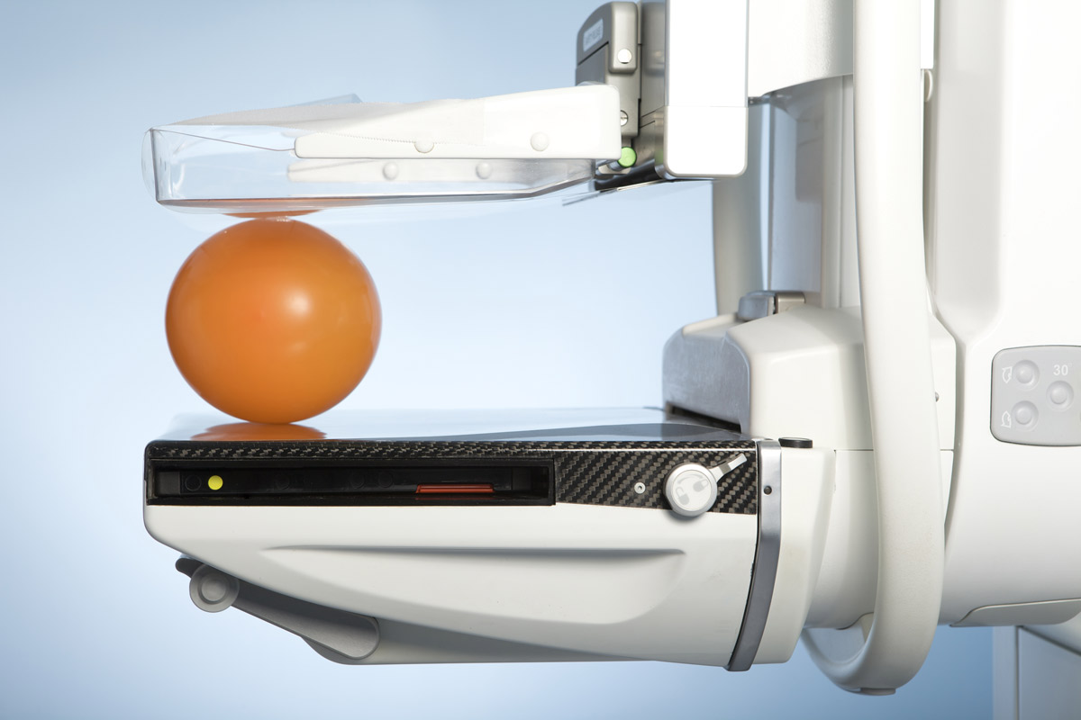 A mammogram machine holding a sample